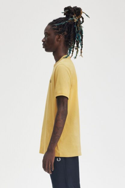 Camiseta Fred Perry Amarillo - Imagen 7