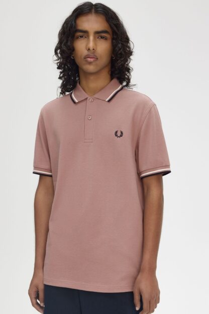 Polo Fred Perry M3600 Rosa - Imagen 2